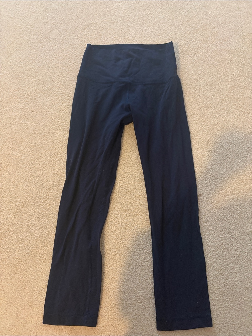 Cropped lululemon navy blue leggings size 4